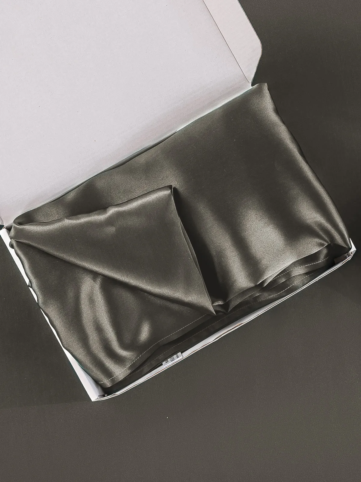 100% Mulberry Silk Pudebetrk med Kuvertlukning