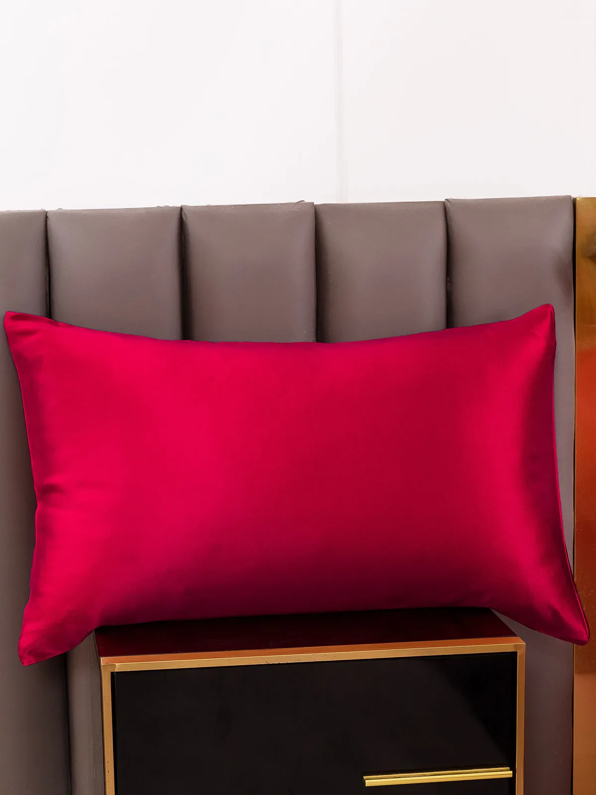 100% Mulberry Silk Pudebetrk med Kuvertlukning