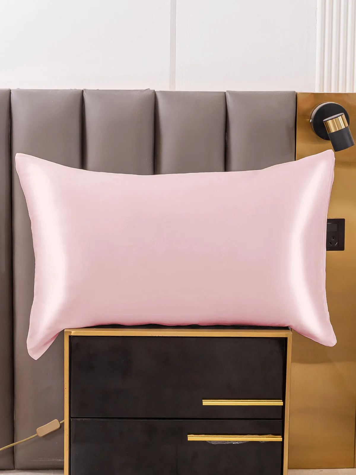 100% Mulberry Silk Pudebetrk med Kuvertlukning