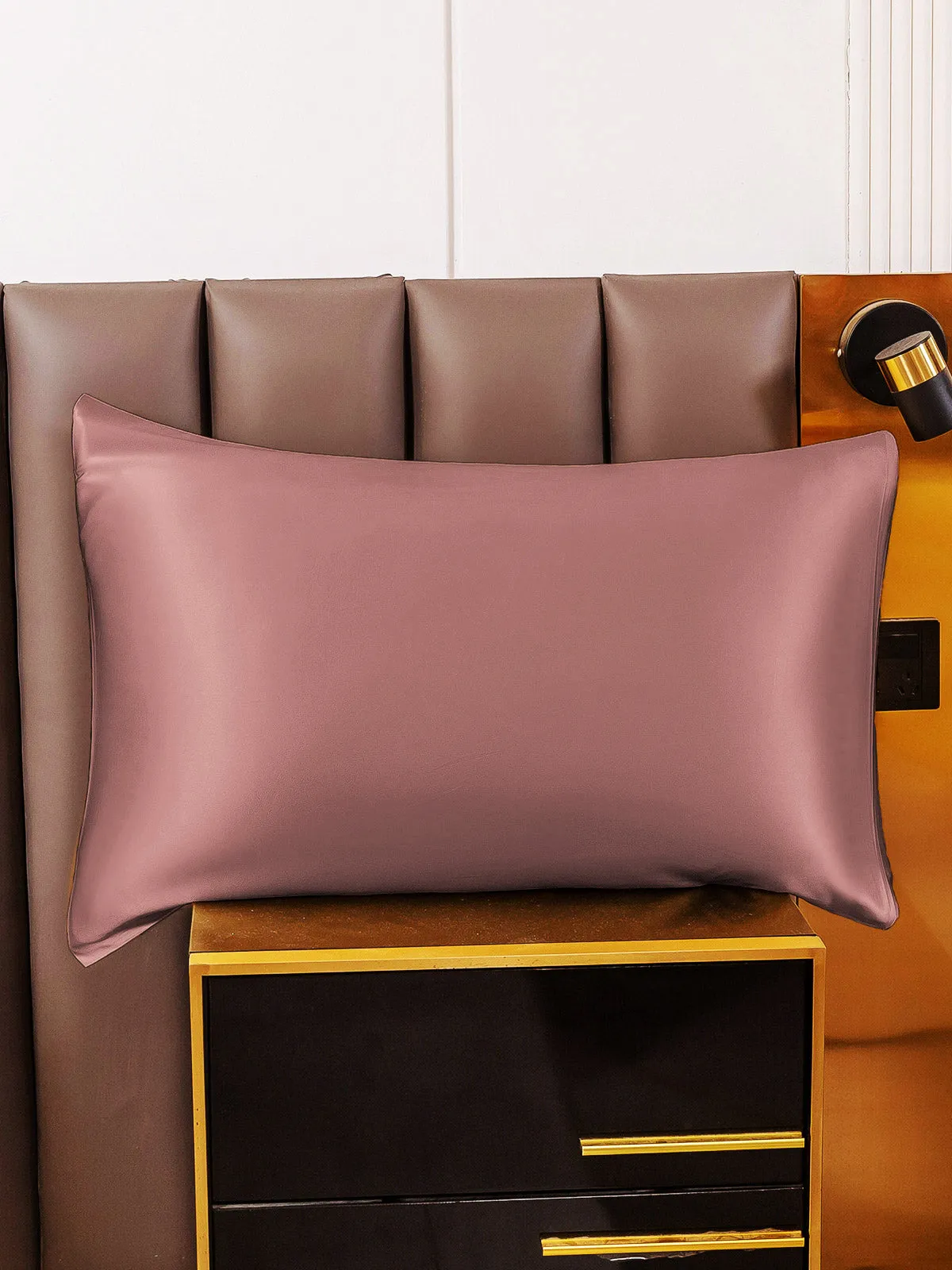 100% Mulberry Silk Pudebetrk med Kuvertlukning