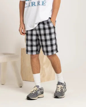 Carre Daily Shorts Black Plaid