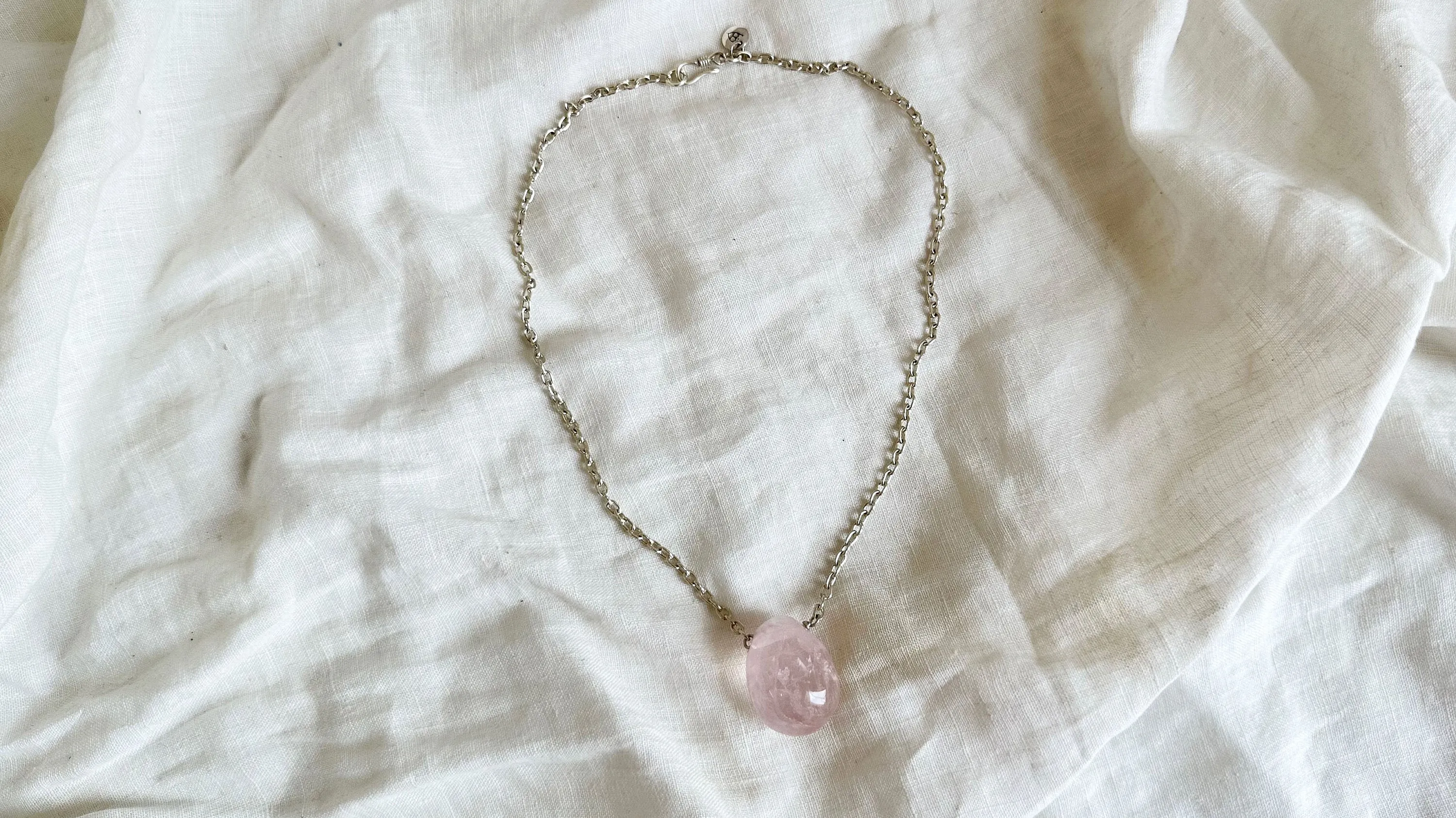Rose Quartz & Fine Silver Necklace. Egg. 2028